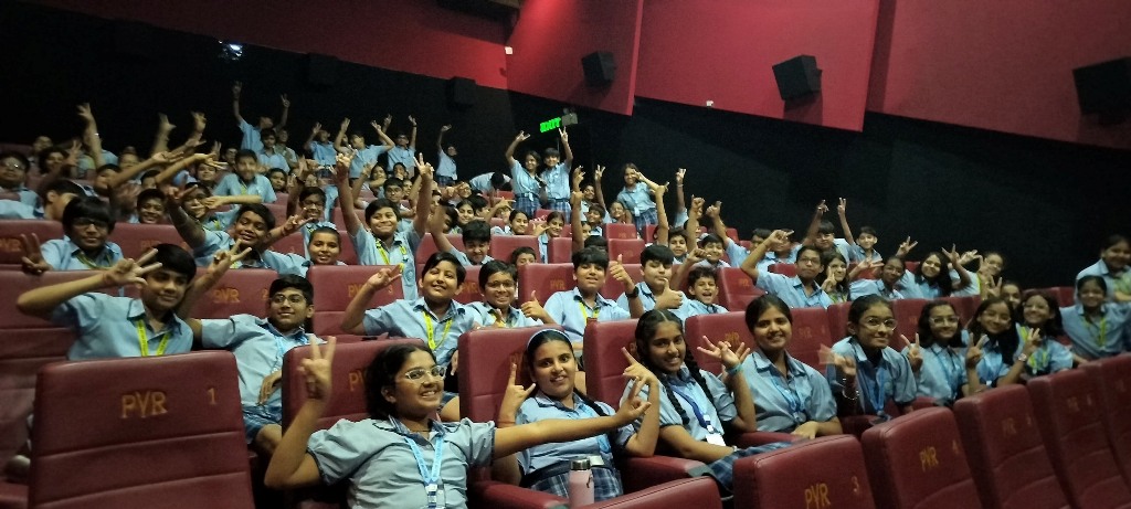 movie-screening-vi-viii-2025-UcOOLA